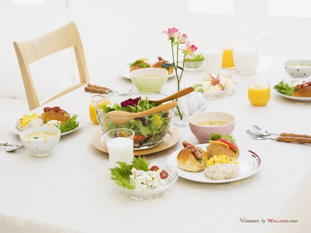 breakfast-and-table-setting-91694